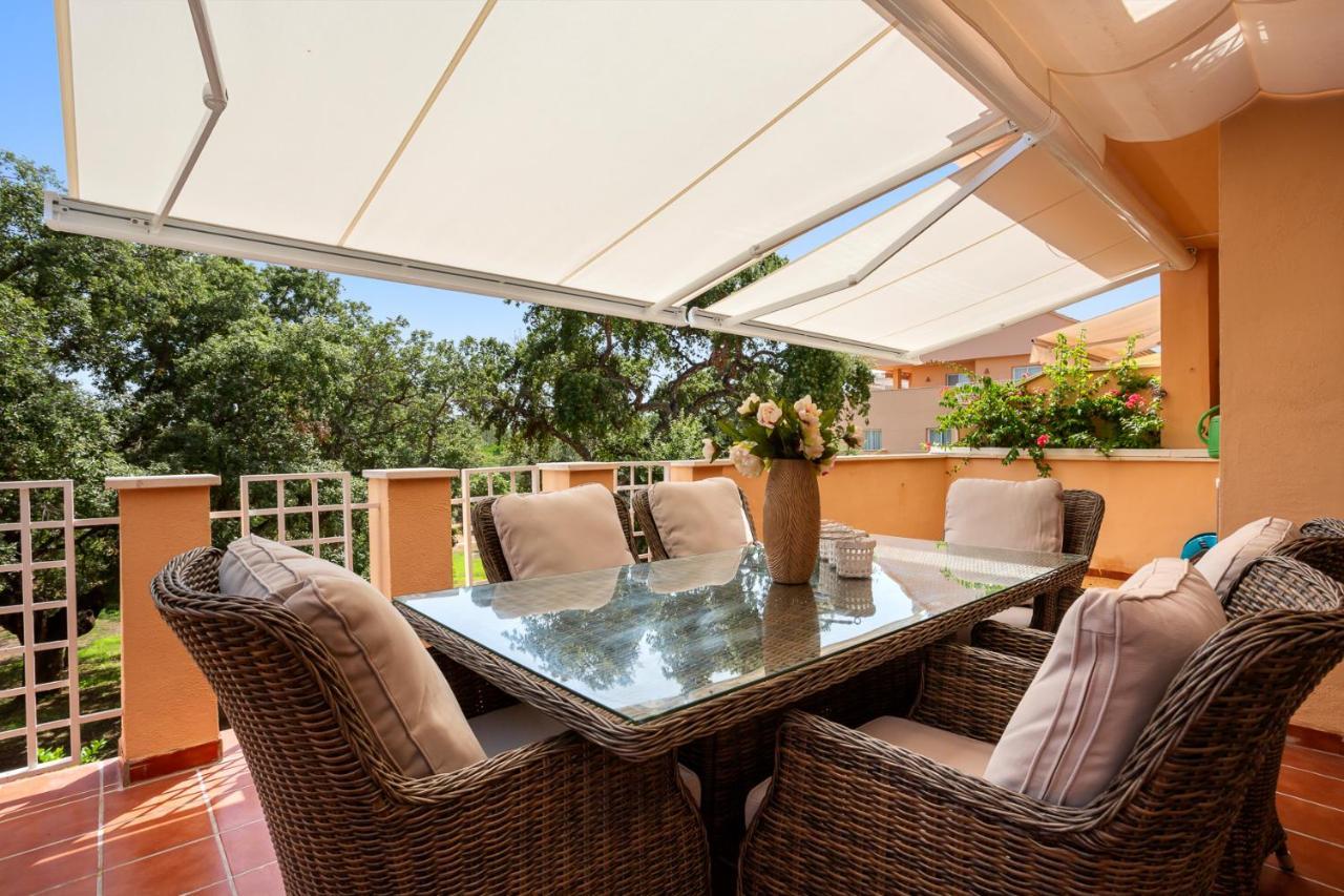 Beautiful Apartment With Big Terrace And Access To 3 Pools Elviria Marbella Exteriör bild